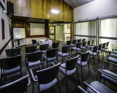 Emerald Central Hotel 